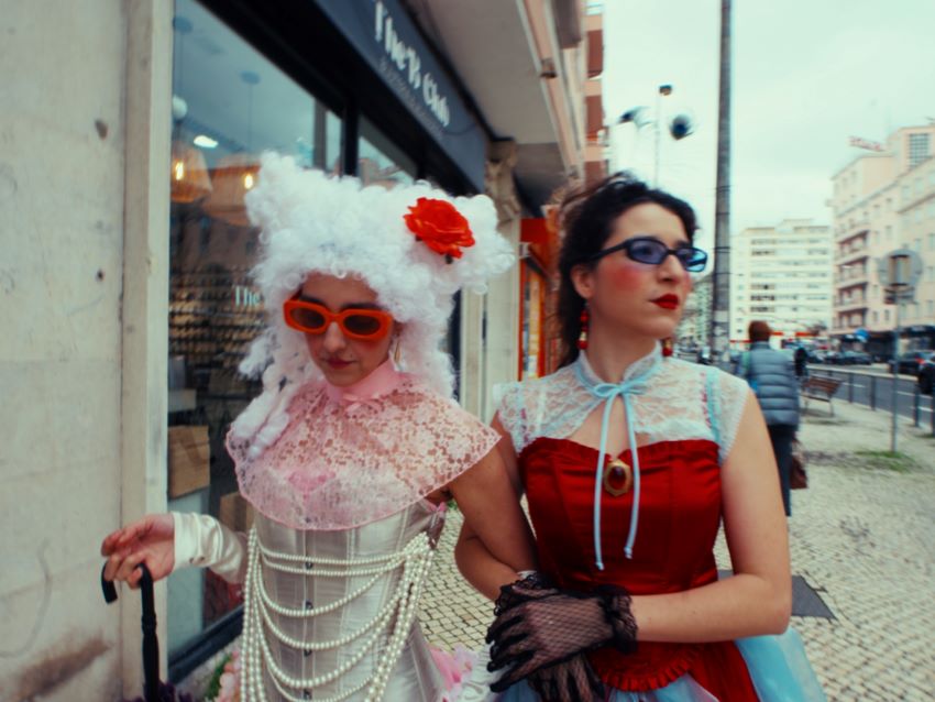 Beatriz Pessoa lança nova canção com colaboração de Femme Falafel