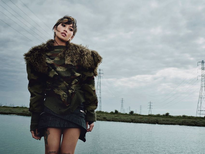 beebadoobe anuncia “Pylon”