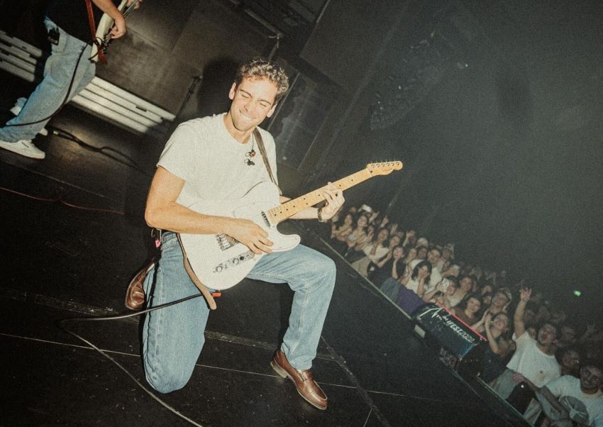 Cartas de amor e Rock n’ Roll… Miguel Luz inaugura 2026 com “Ela É Do Norte”