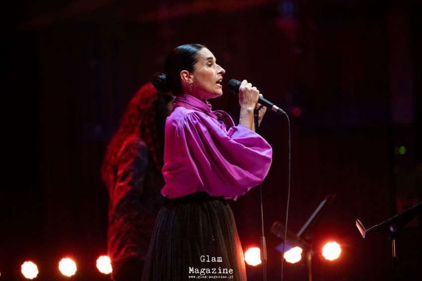 Cristina Branco canta "Mulheres de Abril" n' A Voz do Operário