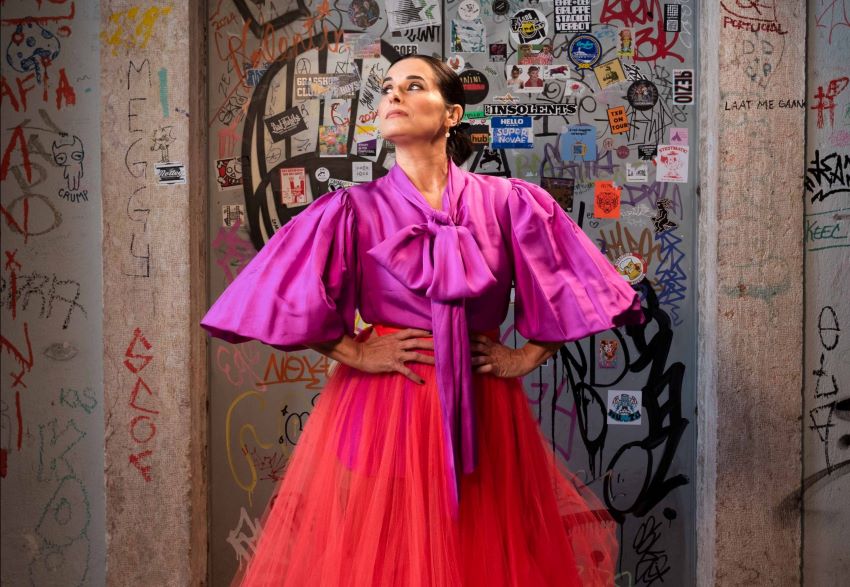 Cristina Branco de volta à estrada com "Mulheres de Abril"