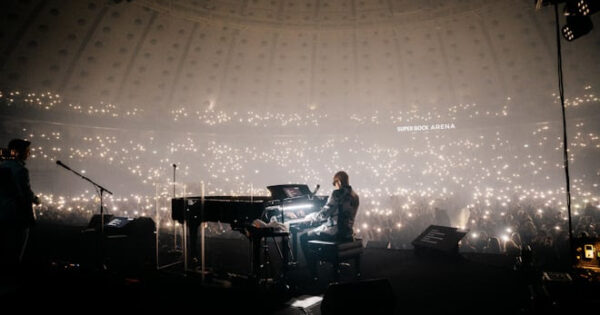 Depois de três concertos na Super Bock Arena, no Porto, Pedro Abrunhosa segue agora para a MEO Arena, em Lisboa