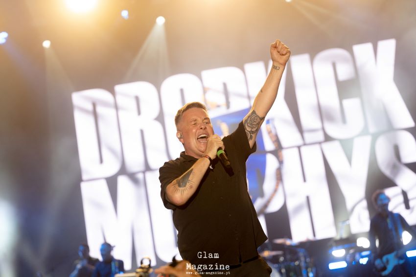 Dropkick Murphys arrebentaram com tudo e fecharam o segundo dia de Vilar de Mouros