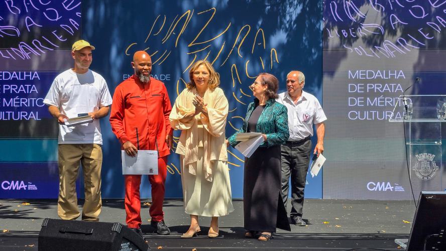 General D distinguido com Medalha de Prata de Mérito Cultural