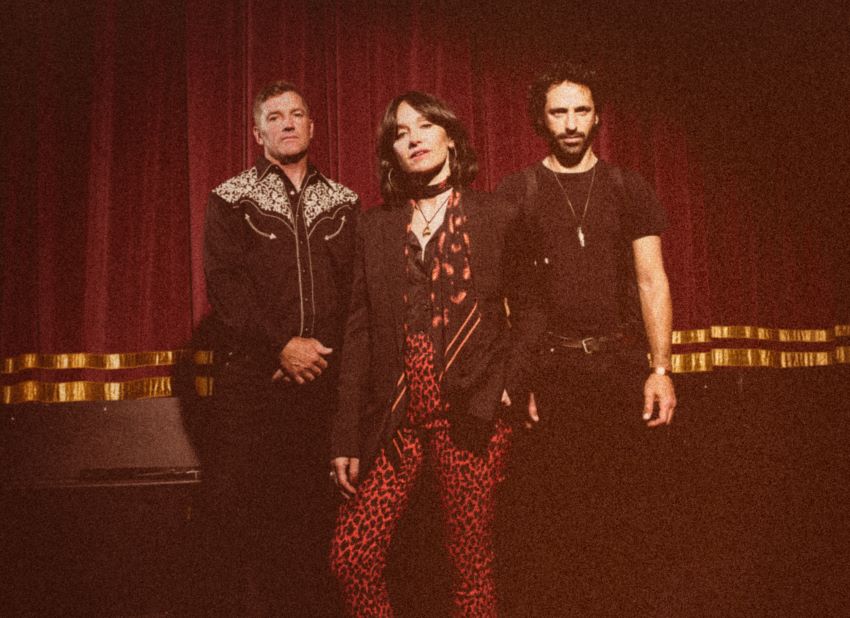Howling Bells lançam “Strange Life” o primeiro álbum em mais de 12 anos
