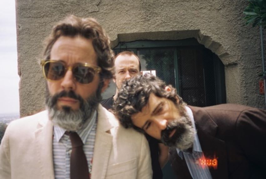 HUG (Gyan Riley, Devendra Banhart e Noah Georgeson) anunciam disco de estreia