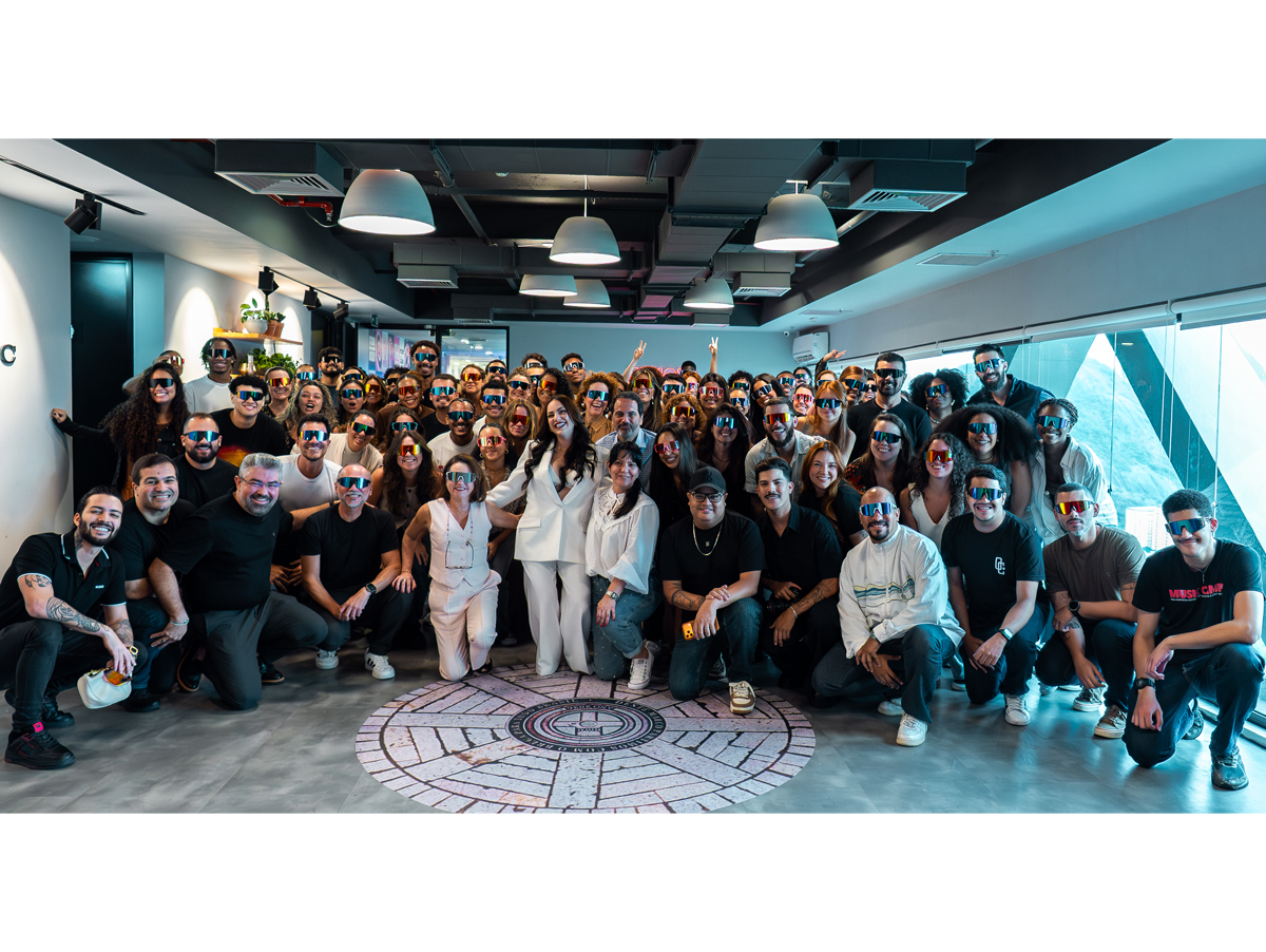 Exclusivo: Raphaela Santos assina com a Sony Music Portugal e lança “Impossível” com Ludmilla no novo projeto ao vivo