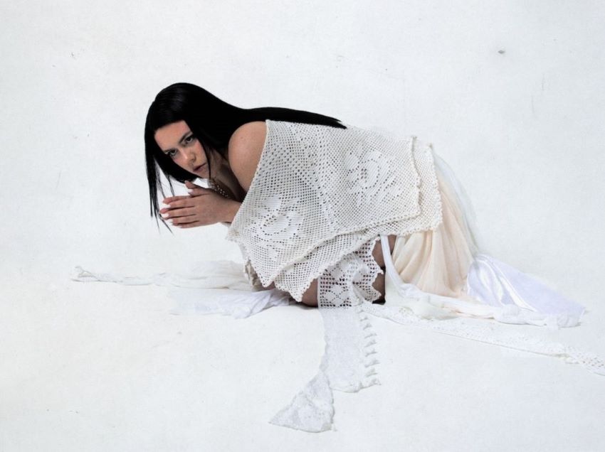 IOLANDA edita o álbum de estreia “Quebranto”