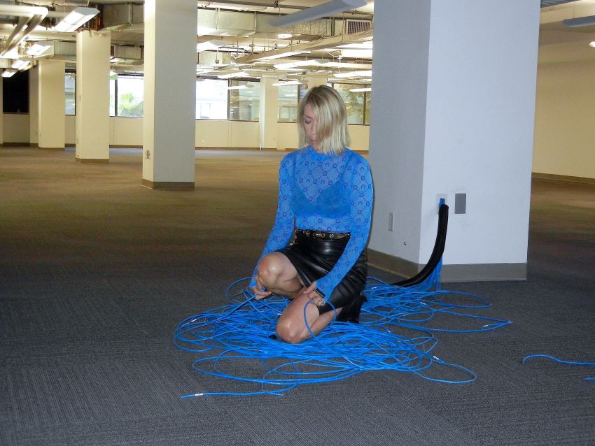 Kim Gordon partilha “DIRTY TECH”