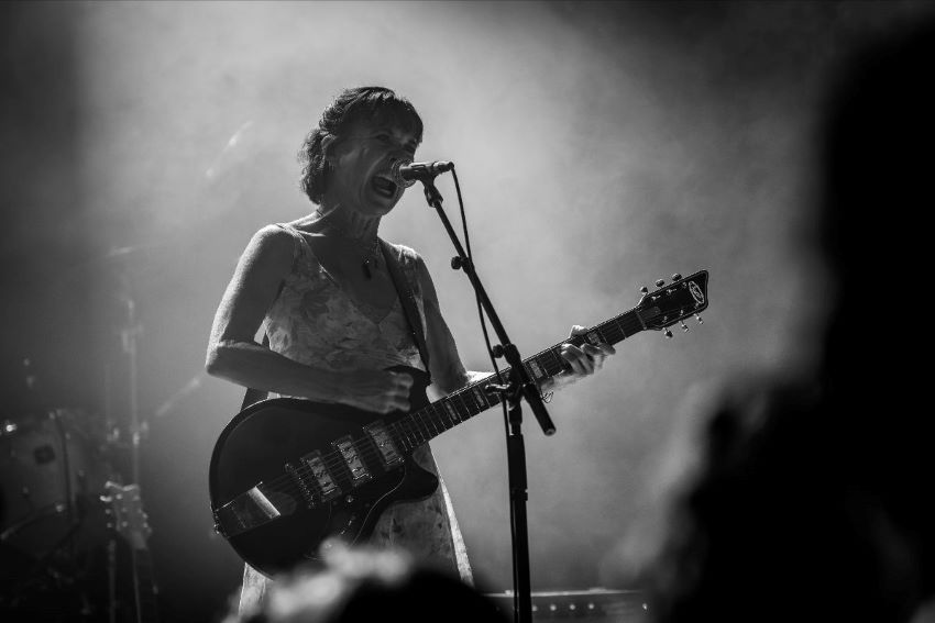 Kristin Hersh revela “Sundial” primeiro vislumbre do novo álbum a chegar este ano