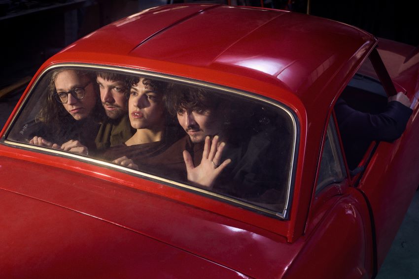 “Malandra” é o novo álbum dos Ão