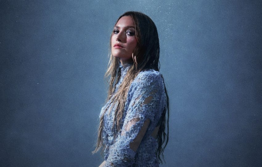 Nena edita novo single "Tenho Saudades de Casa"