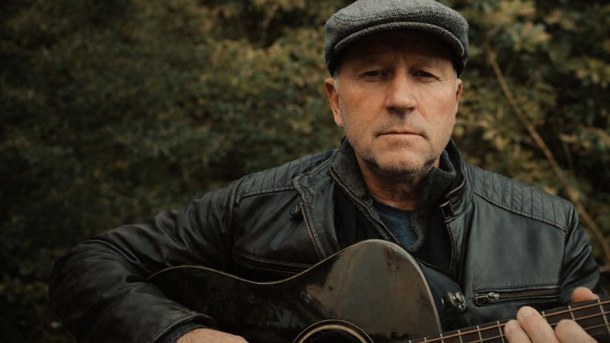 RØVIN estreia-se com “Não Pode Chover”