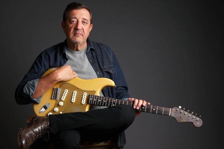 “Rui Veloso: Uma Vida Em 45 Voltas” cantor e compositor celebra 45 anos carreira com exposição