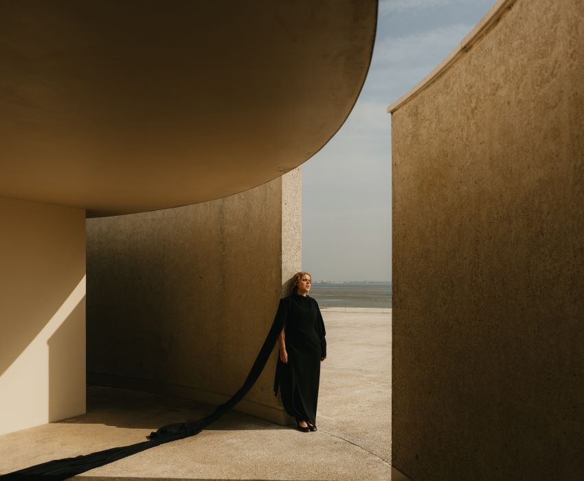 Teresinha Landeiro apresenta novo single e anuncia novo álbum