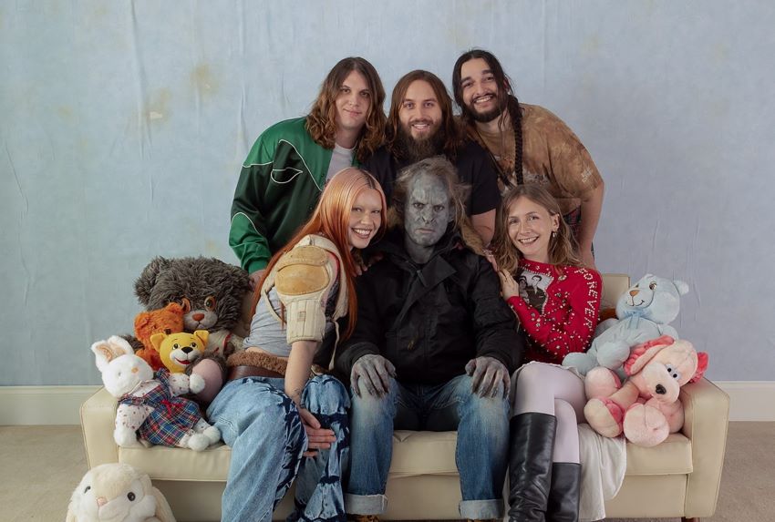 The Dare remistura Wet Leg