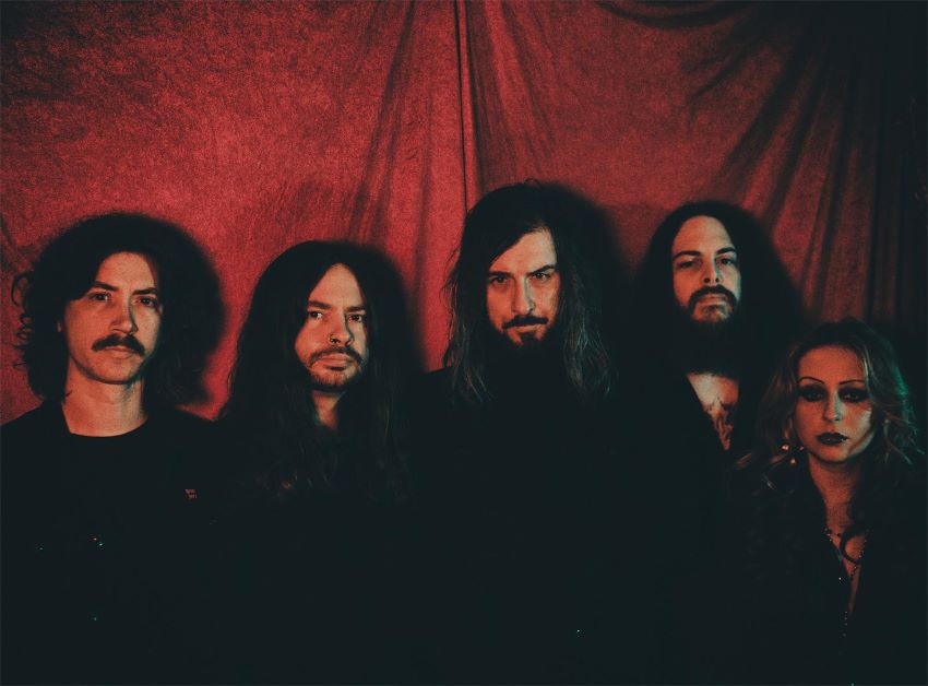 Uncle Acid & The Deadbeats: A Descida ao Inconsciente Sonoro que Lisboa Há Muito Aguarda