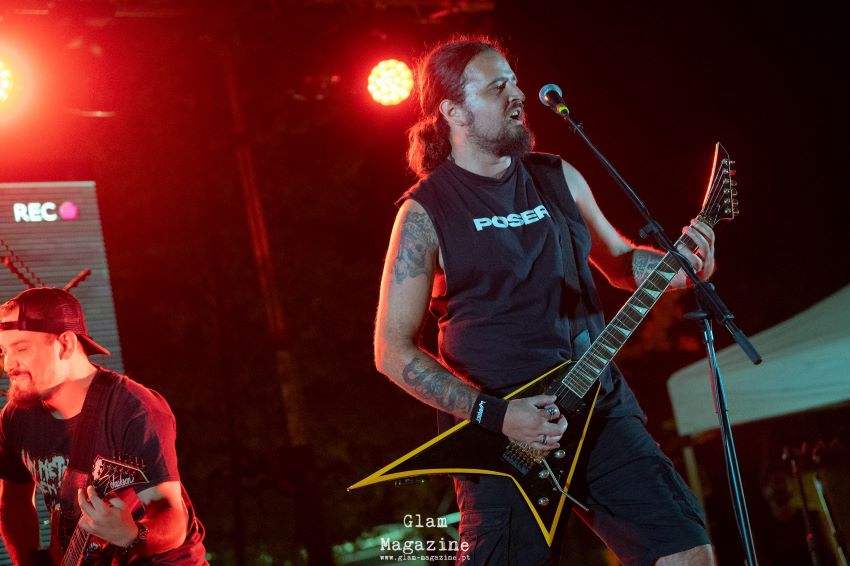 Warout fecharam o Indie Music Fest 2026 com uma descarga de thrash metal
