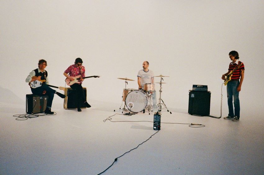 Weird Nightmare (Ex-METZ) partilha “Pay No Mind”